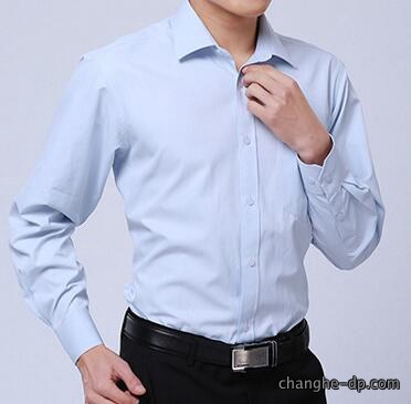 花样百出的面料使企业工作服定制更多选择