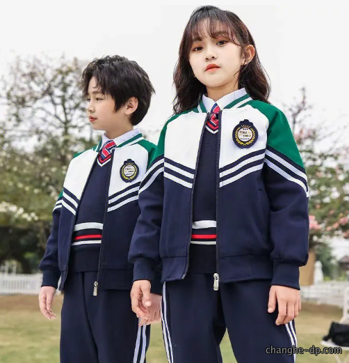 咪奴服装给学校定制校服有什么好处？