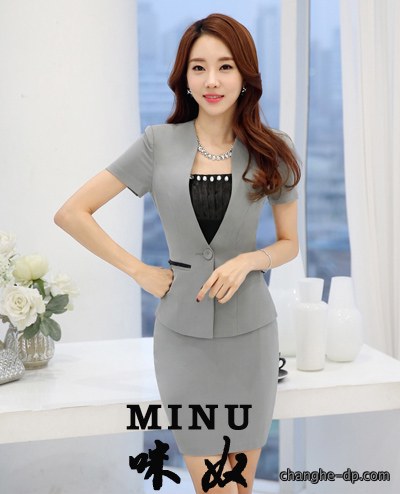 咪奴服装