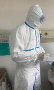 防护工作服在抗击新型冠状病毒肺炎期间重要性